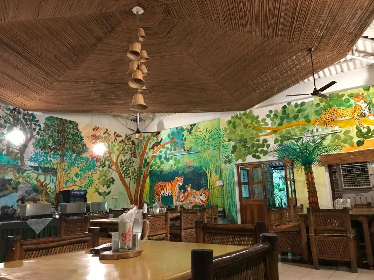 Baaz Jungle Resort Khawāsa Εξωτερικό φωτογραφία